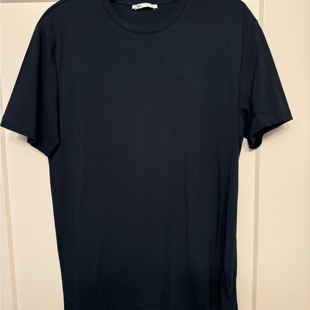 Multiple Men’s Zara Shirts. View 2